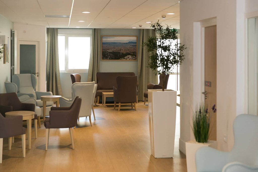 Salon avec canapés