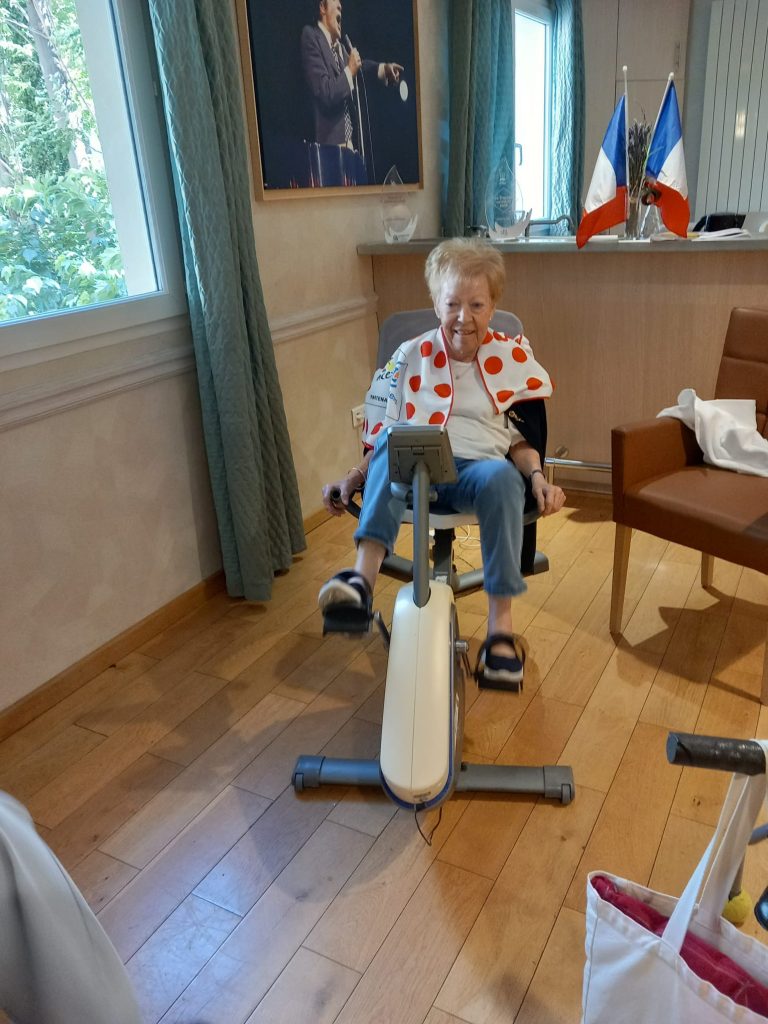 1 résident en pleine séance de sport